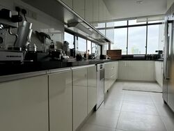 Latitude (D10), Condominium #569288881